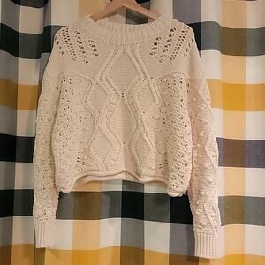 Goodnight Macaroon Chunky Cropped Sweater. Size Small.